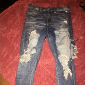 american eagle ripped jeans